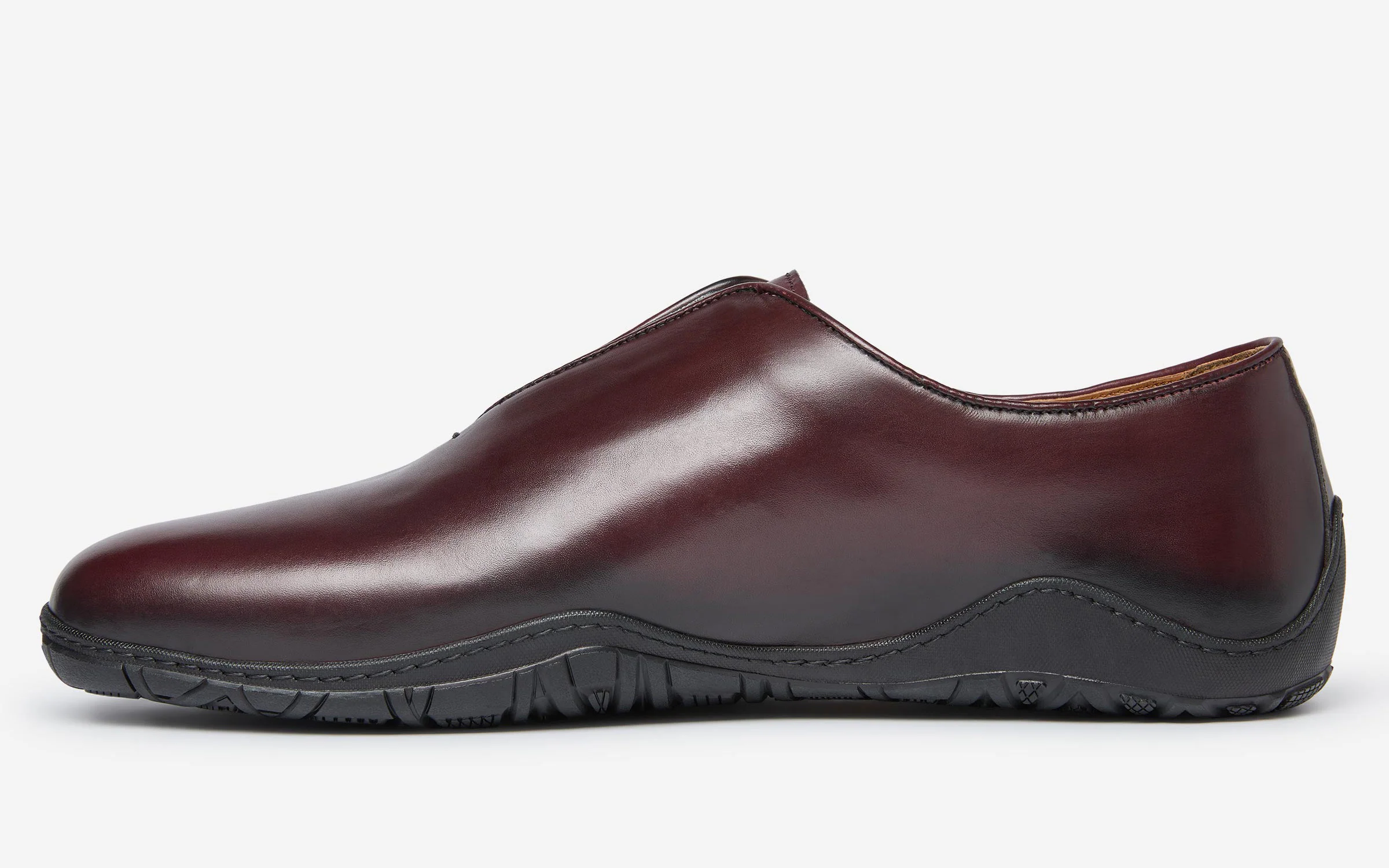 DERRICK x Oliver Sweeney - Image 13