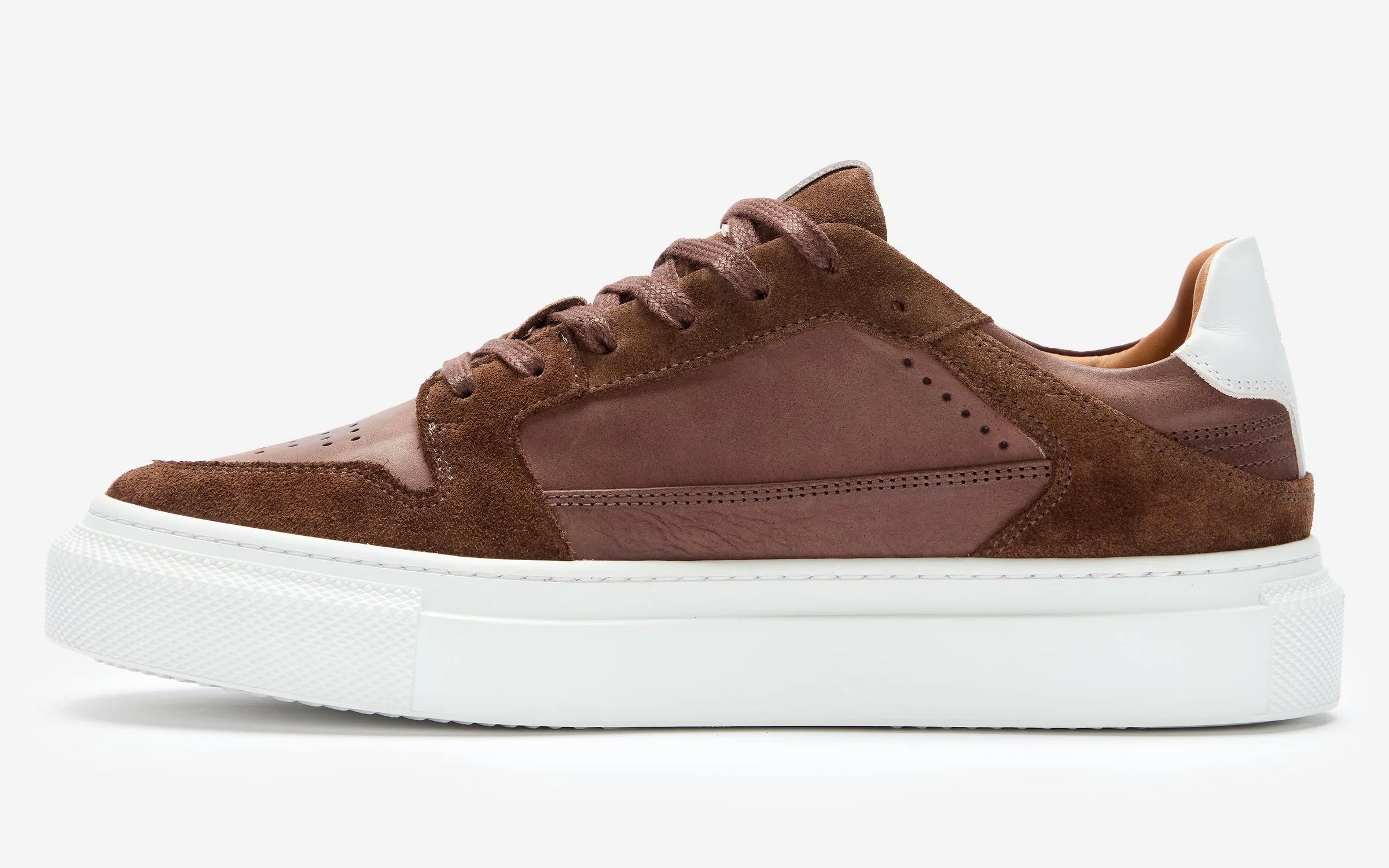 Serta Brown - Image 13